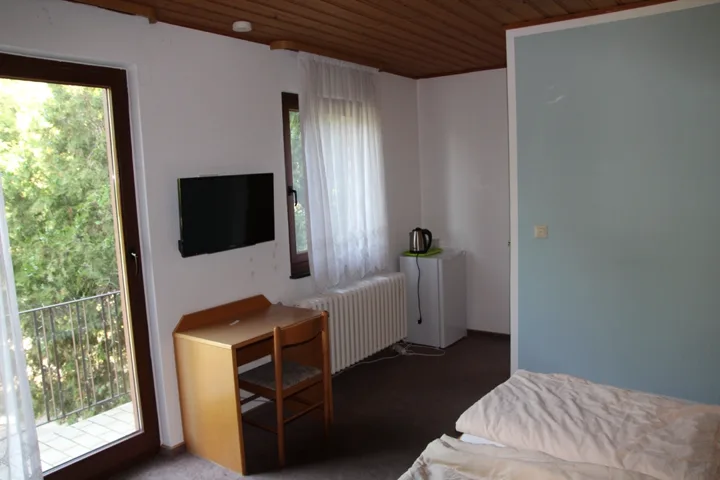 Zimmer mit eigenem Bad, Pension Danhof Schifferstadt