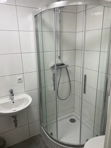 Zimmer mit eigenem Bad, Pension Danhof Schifferstadt