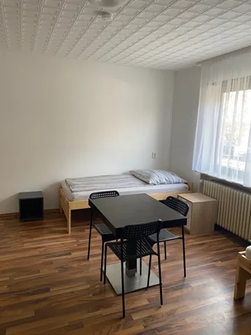 Monteurzimmer mit Gemeinschaftsbad in Schifferstadt