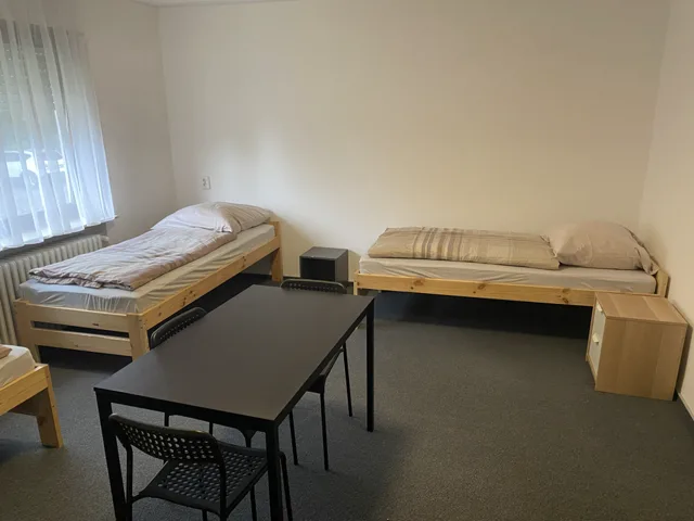 Monteurzimmer mit Gemeinschaftsbad in Schifferstadt
